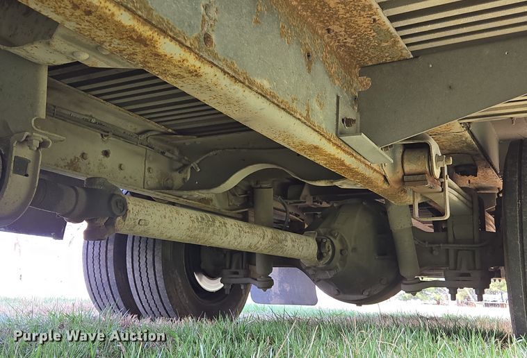 image for item DP6222 2000 GMC C6500 box truck