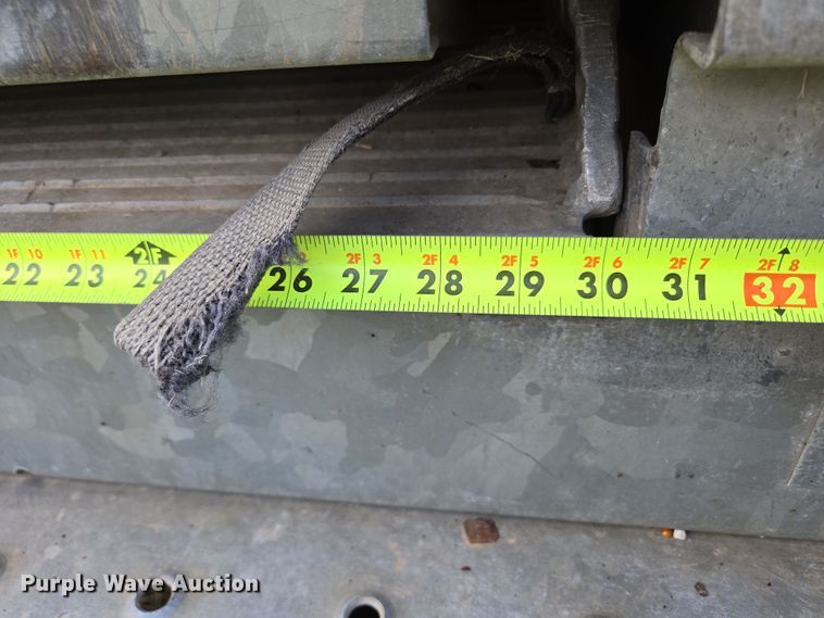 image for item DP6222 2000 GMC C6500 box truck