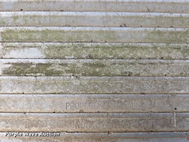 image for item DP6222 2000 GMC C6500 box truck