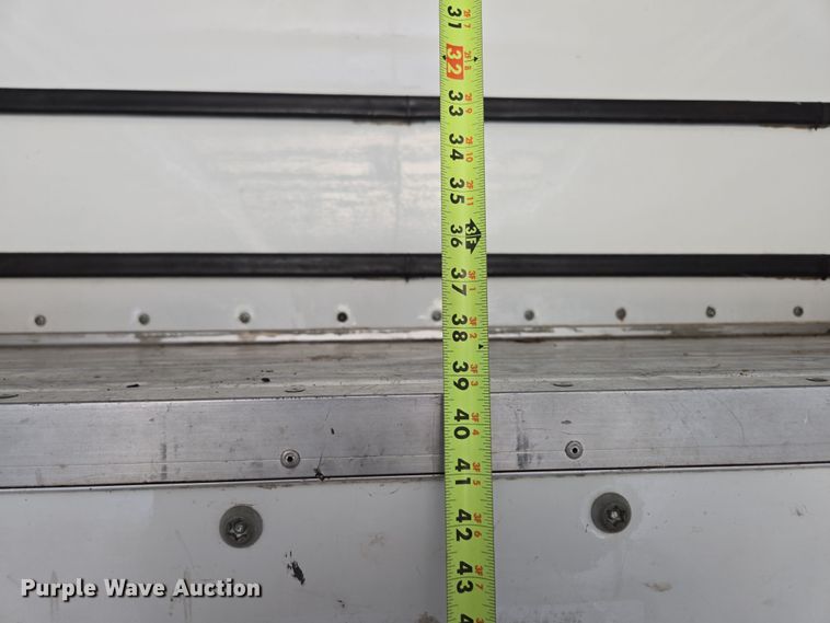 image for item DP6222 2000 GMC C6500 box truck