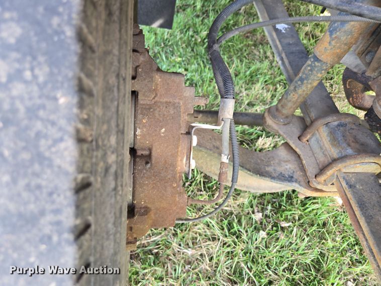 image for item DP6222 2000 GMC C6500 box truck