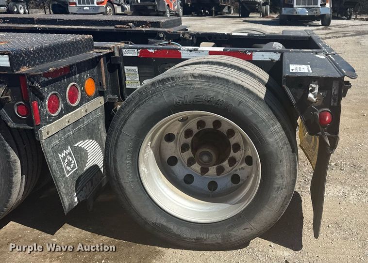 image for item DS3645 2018 Trail King TKFA1 flip axle