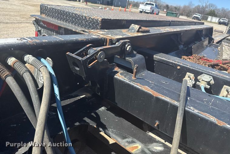 image for item DS3645 2018 Trail King TKFA1 flip axle