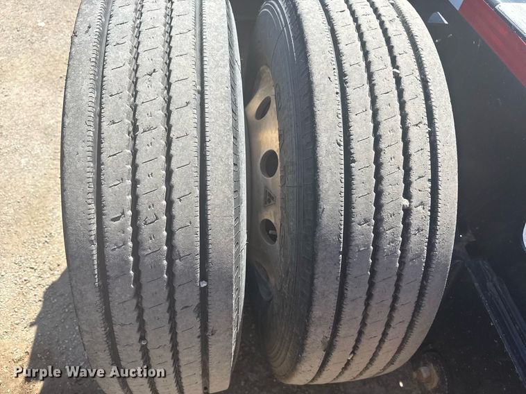 image for item DS3645 2018 Trail King TKFA1 flip axle