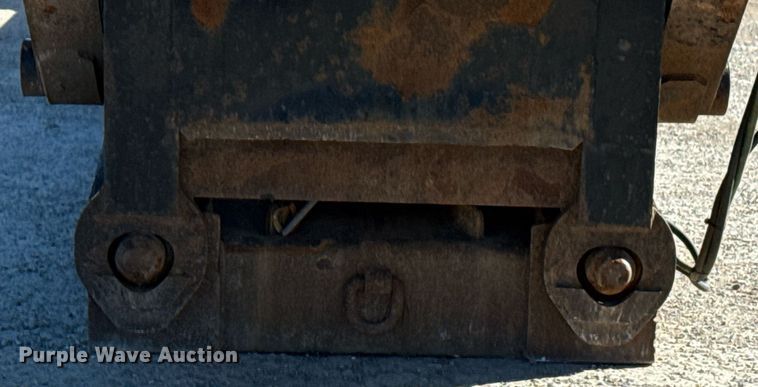 image for item DS3650 1996 Talbert 60T lowboy beam trailer