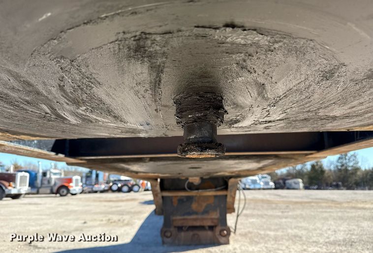 image for item DS3650 1996 Talbert 60T lowboy beam trailer