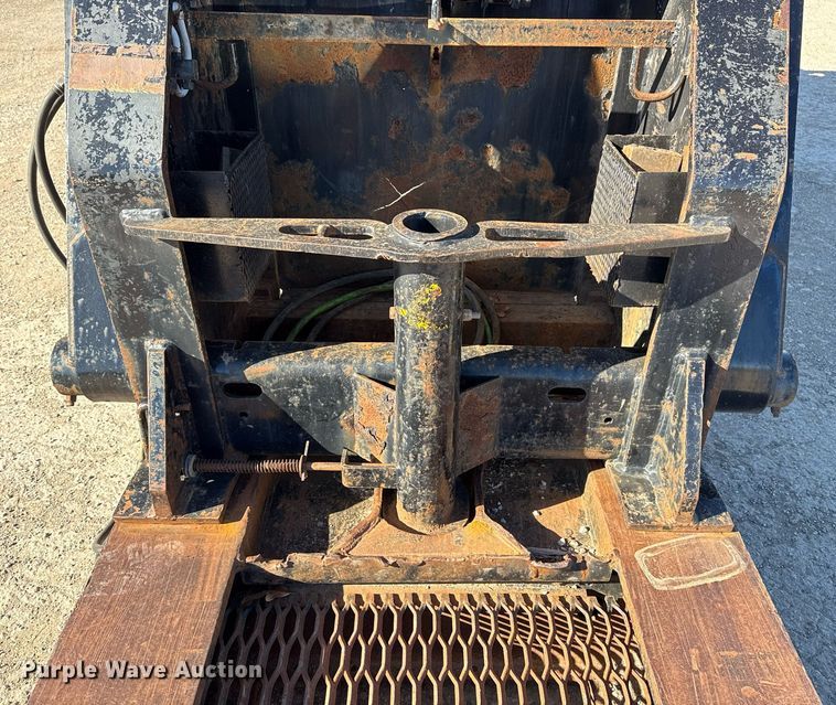 image for item DS3650 1996 Talbert 60T lowboy beam trailer