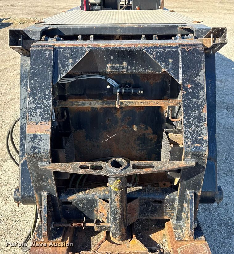 image for item DS3650 1996 Talbert 60T lowboy beam trailer