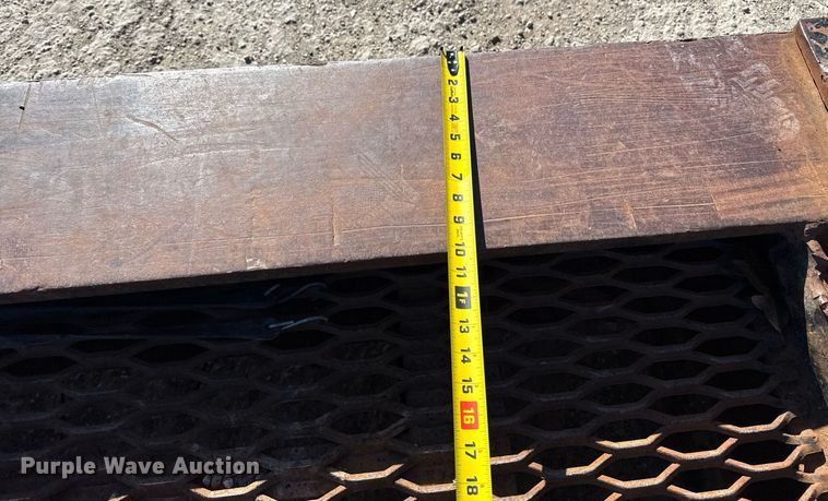 image for item DS3650 1996 Talbert 60T lowboy beam trailer