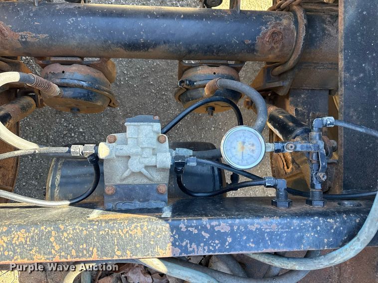 image for item DS3650 1996 Talbert 60T lowboy beam trailer