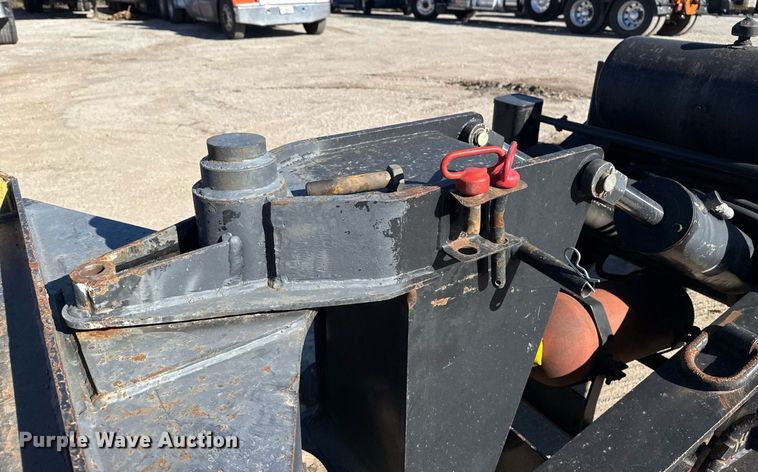 image for item DS3650 1996 Talbert 60T lowboy beam trailer