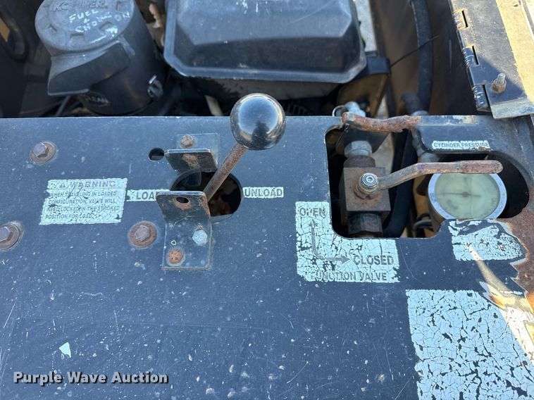 image for item DS3650 1996 Talbert 60T lowboy beam trailer