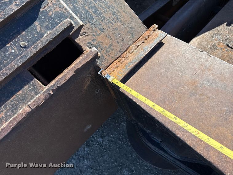 image for item DS3650 1996 Talbert 60T lowboy beam trailer