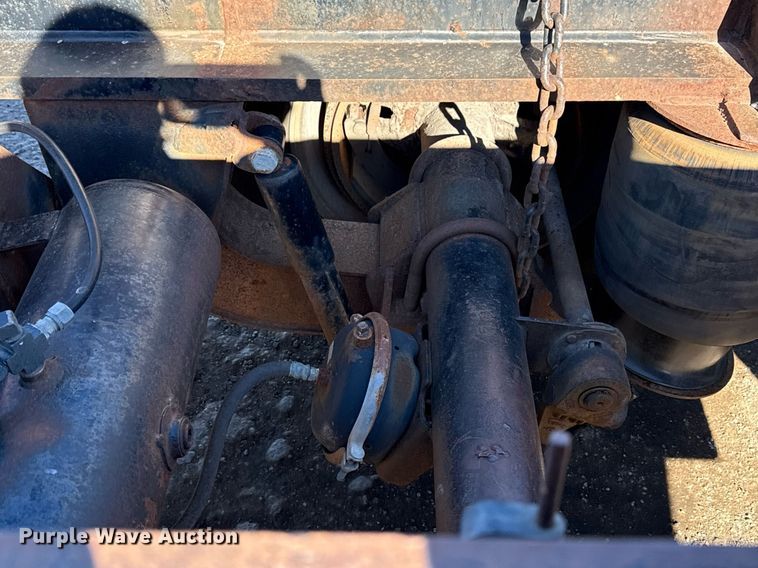 image for item DS3650 1996 Talbert 60T lowboy beam trailer