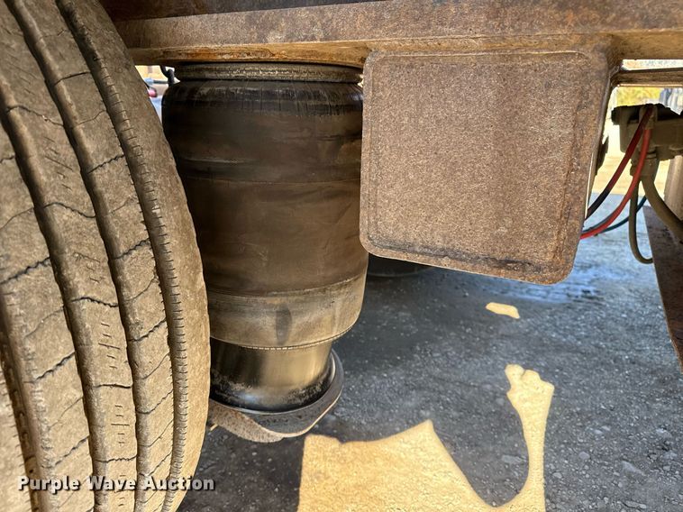 image for item DS3650 1996 Talbert 60T lowboy beam trailer