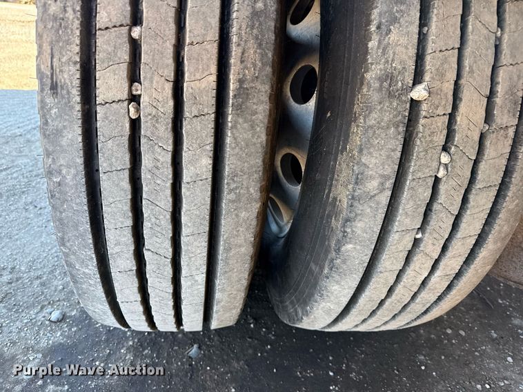 image for item DS3650 1996 Talbert 60T lowboy beam trailer