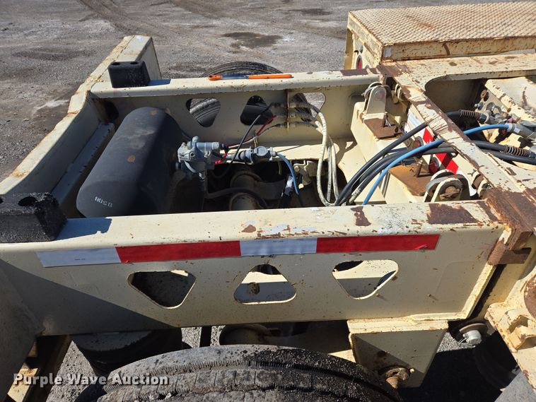 image for item DS3653 2009 Trail King TK110HDG-523 lowboy equipment trailer