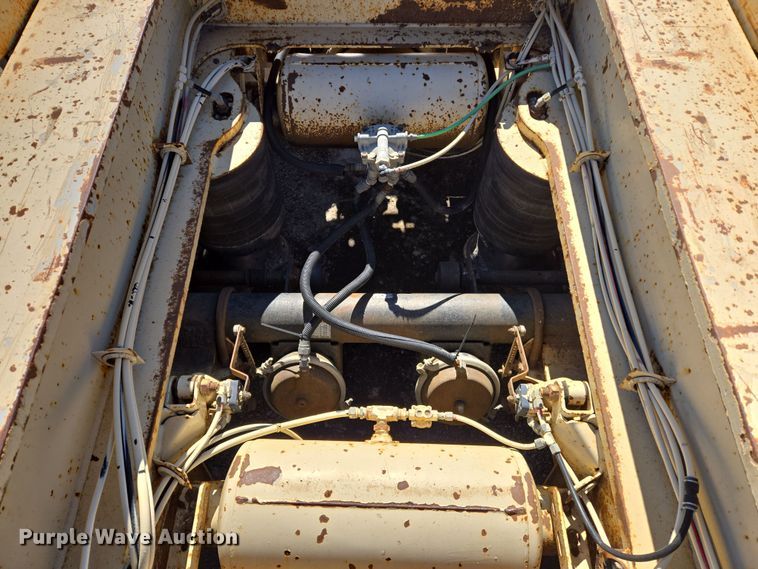 image for item DS3653 2009 Trail King TK110HDG-523 lowboy equipment trailer