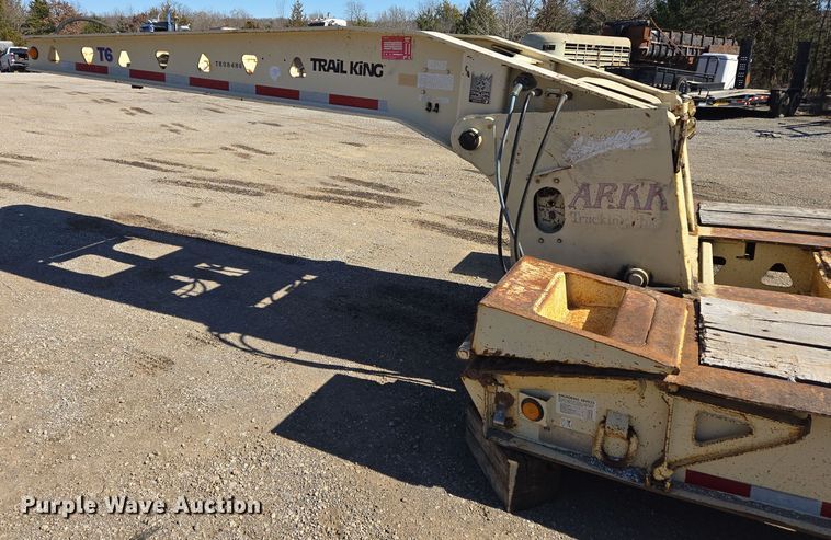 image for item DS3653 2009 Trail King TK110HDG-523 lowboy equipment trailer