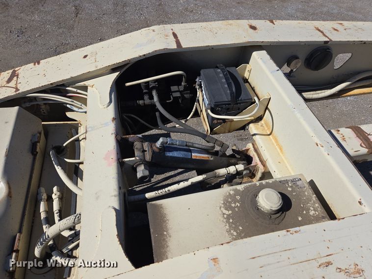 image for item DS3653 2009 Trail King TK110HDG-523 lowboy equipment trailer