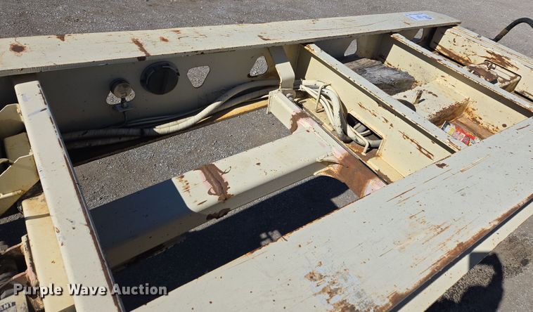 image for item DS3653 2009 Trail King TK110HDG-523 lowboy equipment trailer