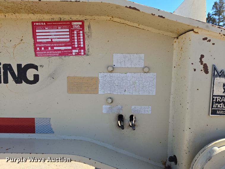 image for item DS3653 2009 Trail King TK110HDG-523 lowboy equipment trailer