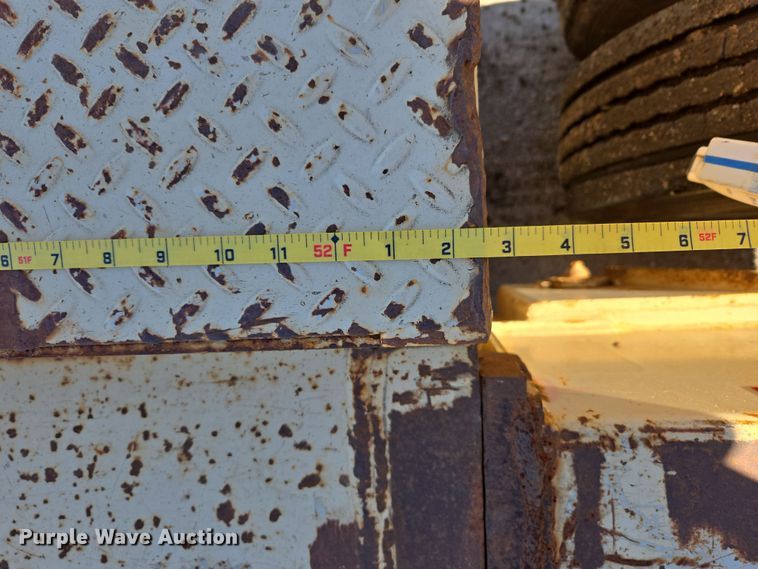 image for item DS3653 2009 Trail King TK110HDG-523 lowboy equipment trailer