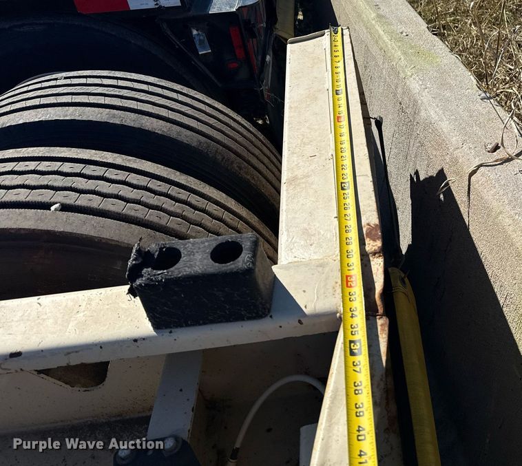 image for item DS3653 2009 Trail King TK110HDG-523 lowboy equipment trailer