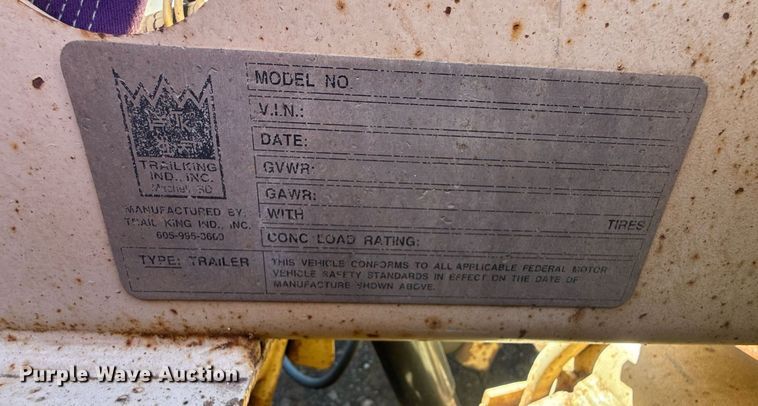 image for item DS3653 2009 Trail King TK110HDG-523 lowboy equipment trailer