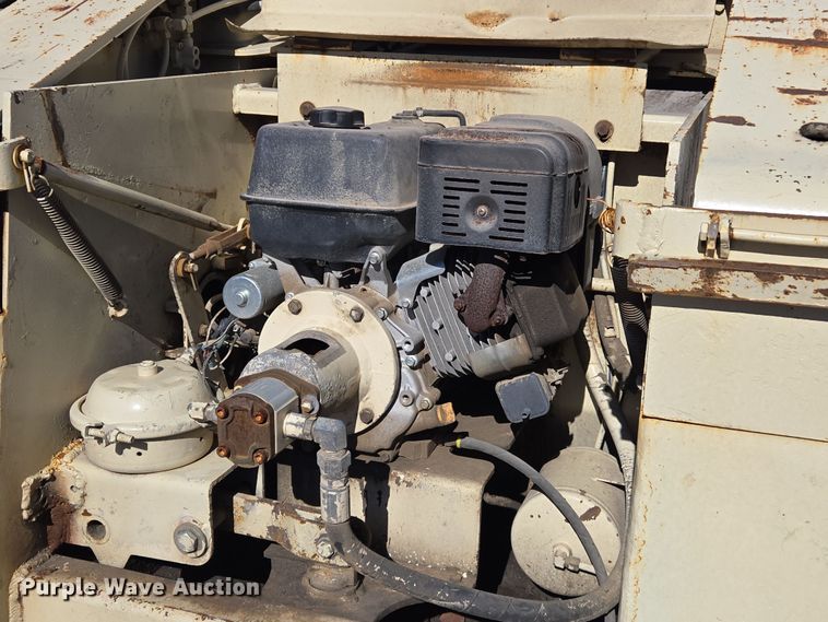 image for item DS3653 2009 Trail King TK110HDG-523 lowboy equipment trailer