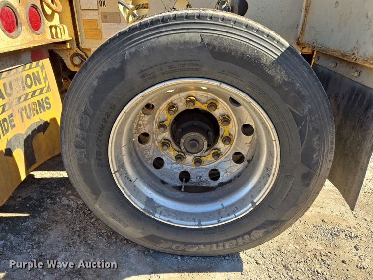 image for item DS3653 2009 Trail King TK110HDG-523 lowboy equipment trailer