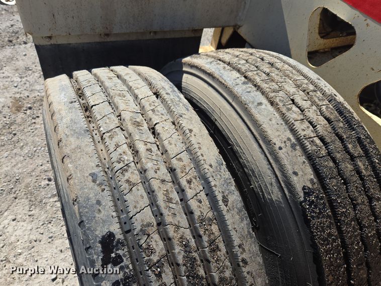 image for item DS3653 2009 Trail King TK110HDG-523 lowboy equipment trailer