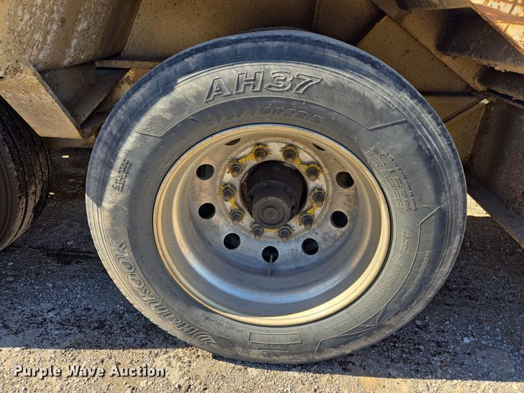 image for item DS3653 2009 Trail King TK110HDG-523 lowboy equipment trailer