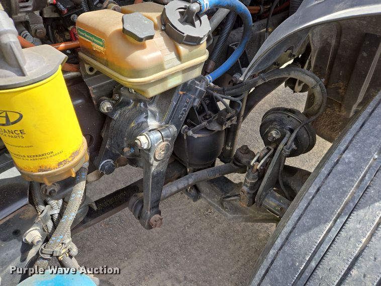 image for item DS5325 2010 Freightliner Columbia semi truck