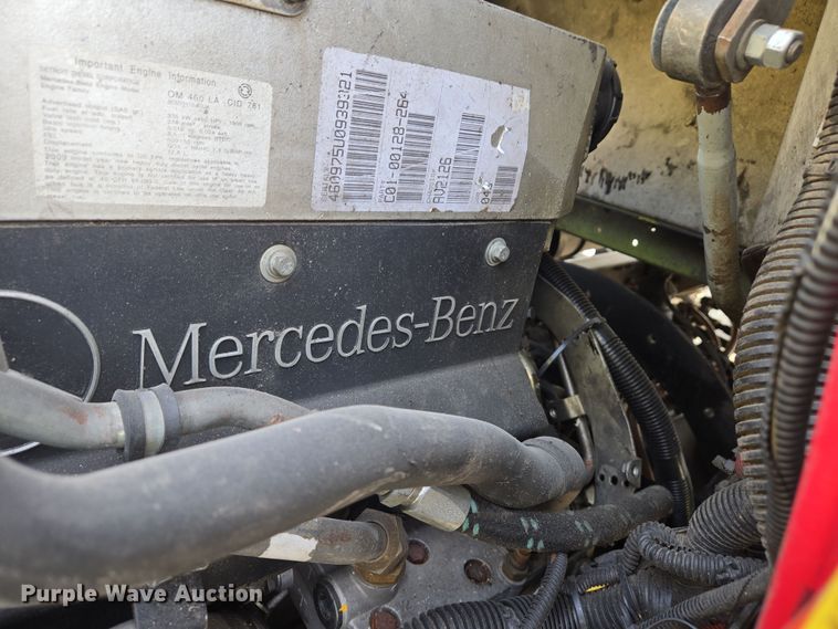 image for item DS5325 2010 Freightliner Columbia semi truck