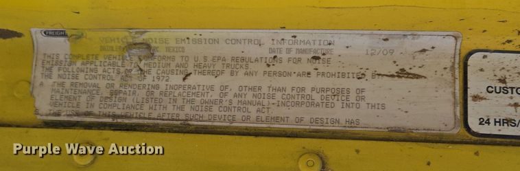 image for item DS5325 2010 Freightliner Columbia semi truck