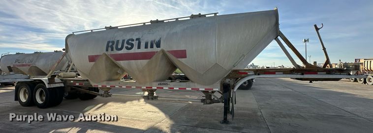 image for item DT6516 1998 Vantage pneumatic dry bulk trailer