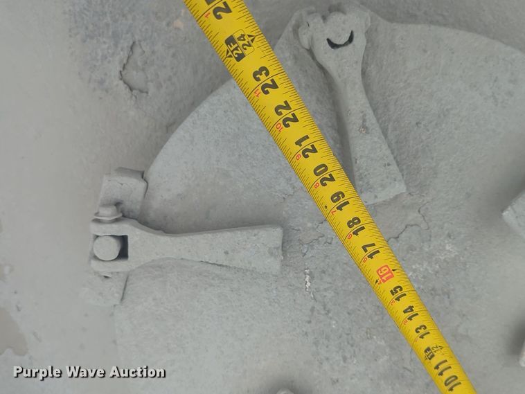 image for item DT6560 2000 Fruehauf HAB-HT2-J1000X3 pneumatic dry bulk trailer