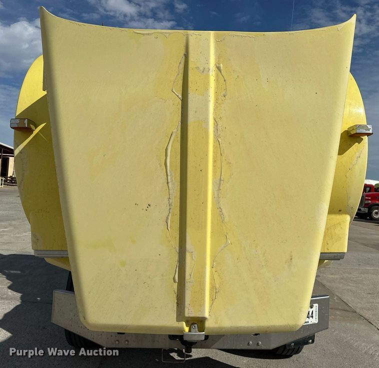 image for item DT6567 2007 Kenworth semi truck