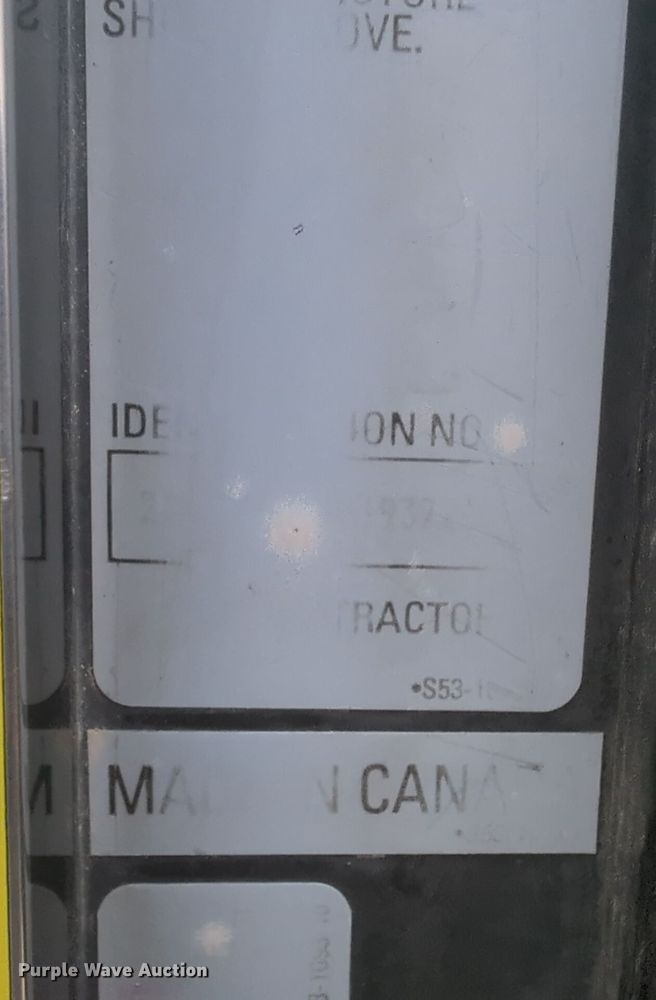 image for item DT6567 2007 Kenworth semi truck