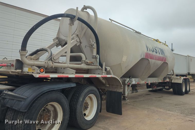 image for item DT6568 2007 Heil pneumatic dry bulk trailer