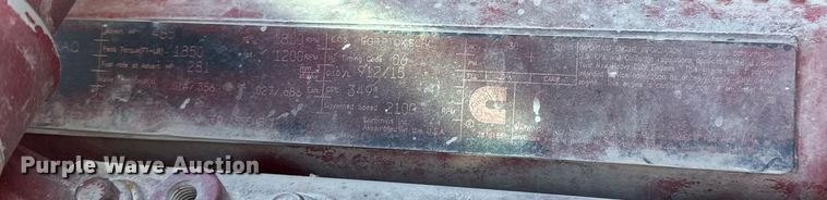 image for item DT6570 2013 Peterbilt 388 semi truck