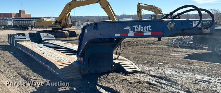 image for item DU3326 2003 Talbert T(4)DW-55-HPG-1-T1 lowboy equipment trailer