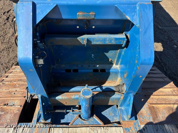 image for item DU3326 2003 Talbert T(4)DW-55-HPG-1-T1 lowboy equipment trailer