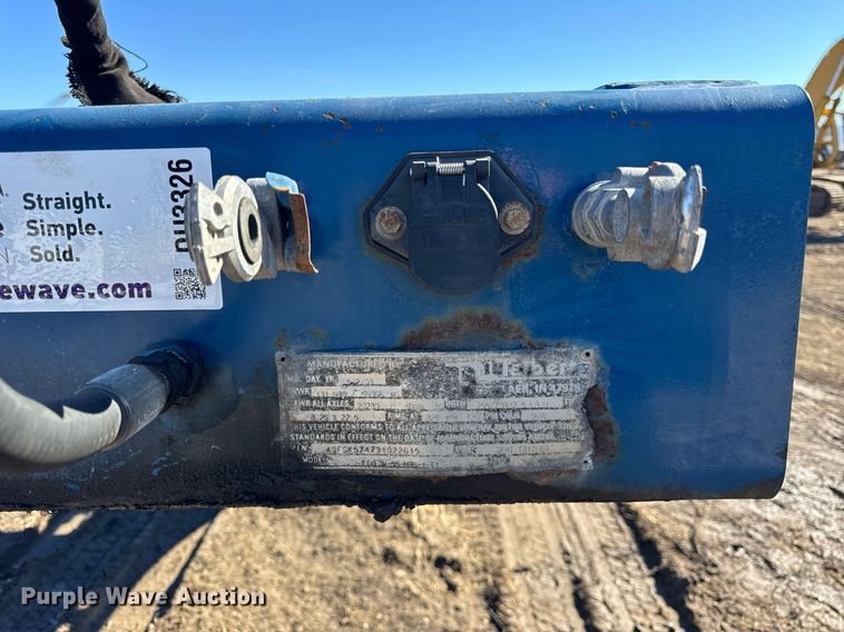 image for item DU3326 2003 Talbert T(4)DW-55-HPG-1-T1 lowboy equipment trailer