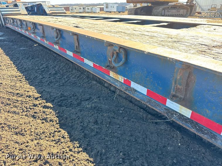 image for item DU3326 2003 Talbert T(4)DW-55-HPG-1-T1 lowboy equipment trailer