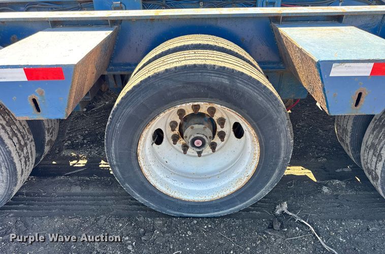 image for item DU3326 2003 Talbert T(4)DW-55-HPG-1-T1 lowboy equipment trailer