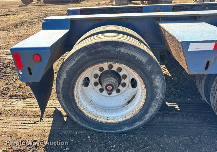 image for item DU3326 2003 Talbert T(4)DW-55-HPG-1-T1 lowboy equipment trailer