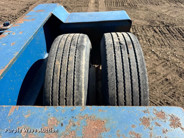 image for item DU3326 2003 Talbert T(4)DW-55-HPG-1-T1 lowboy equipment trailer