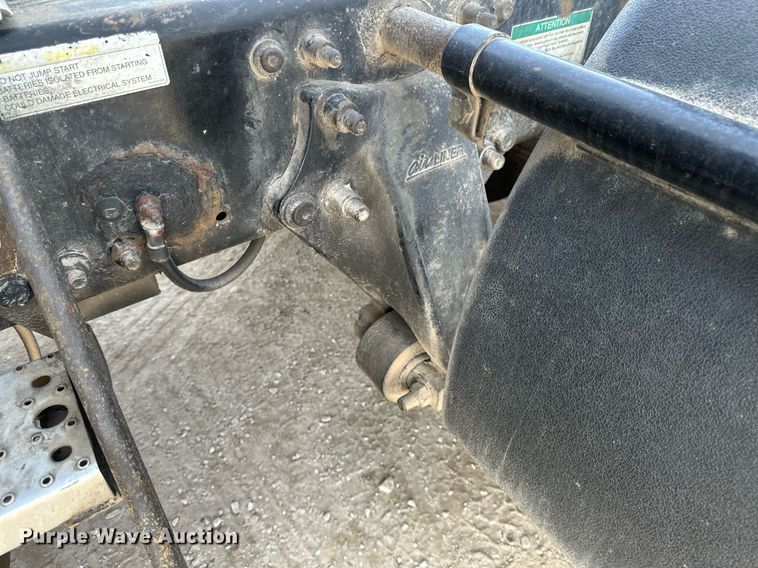 image for item DV0652 2011 Freightliner  Cascadia semi truck